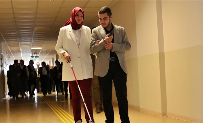 Görme engelliler için "Yapay Zeka Görme Engelli Asistanı" hizmete girdi