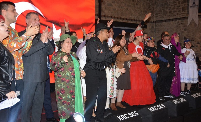 Türk Kızılay Urla'nın Hayata Bağlan Projesi ödül aldı