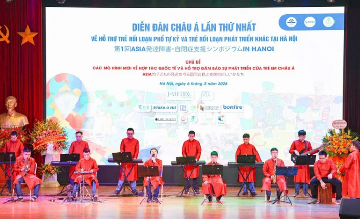 Asya Forumu, otizm spektrum bozukluğu ve gelişimsel bozuklukları olan çocukları desteklemeye yönelik çözümleri ele aldı.