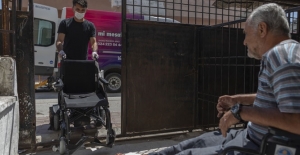 Başkan'dan "Engel mi Mesafeler” sloganıyla 50 akülü tekerlekli sandalye