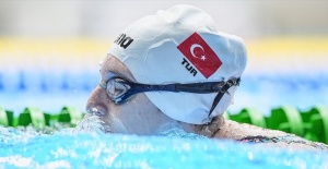 Dünya Şampiyonu 13 yaşındaki milli paralimpik yüzücü Yüce'nin hedefi Los Angeles 2028