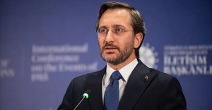 Fahrettin Altun’dan Türkiye Şampiyonu Metin Baykalı’ya Tebrik