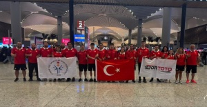 Özel Sporcular Yüzme Milli Takımımız Dünya Şampiyonası İçin Bangkok’a Hareket Etti