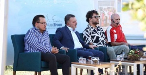 Paralimpik Yüzücü Hamit Demir, Engelli Bireylerle Buluştu