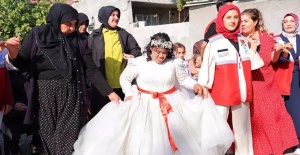 Babası vasiyet etmişti! Down sendromlu genç kızın düğün hayali böyle gerçek oldu