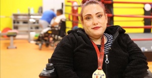 Türkiye şampiyonu bedensel engelli haltercinin hedefi Avrupa birinciliği