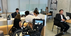 23 BANKA ENGELLİ BİREYLERE BANKACILIK HİZMETİ VERİYOR