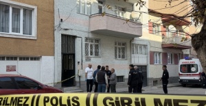 2 engelli çocuk annesi kadın, evde boğazı kesilmiş halde bulundu