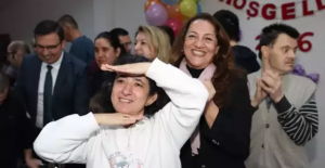 Bizim Ev’de yılbaşı kutlaması