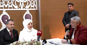 Görme engelli çift dünya evine girdi