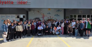 ‘Seramik Dayanışma Panosu’ isimli sergisi ziyarete açıldı