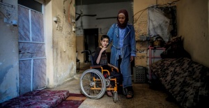 Zihinsel engeli bulunan Filistinli Merve, yetersiz beslenme sorunuyla mücadele ediyor