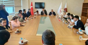 Adliye'de down sendromlu çocuklardan "sevgi davası"