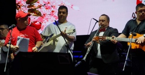 uluslararası festivalde Down sendromlu çocuklar sahne aldı