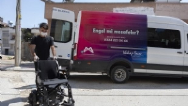 Merain B.Şehir Bld. den 50 akülü tekerlekli sandalye