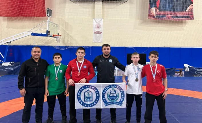 Minderde Yıldırım rüzgarı