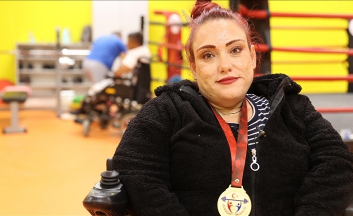 Türkiye şampiyonu bedensel engelli haltercinin hedefi Avrupa birinciliği